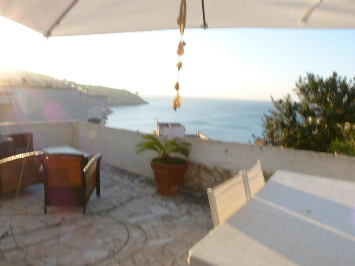 Casa Vacanze Vincenzo E Rosanna Castro  Buitenkant foto